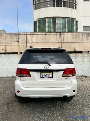 jeepetas y camionetas - Toyota Fortuner SRV 2008 6