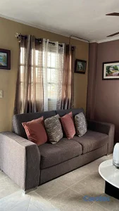 Dos sofas para sala