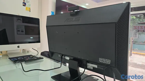 computadoras y laptops - Monitor Asus sin Bordes 24 Pulg hdmi trae Camara interna  3