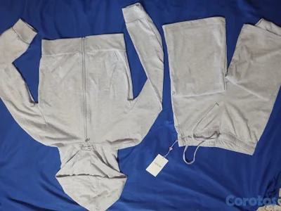 Conjunto de abrigo gris