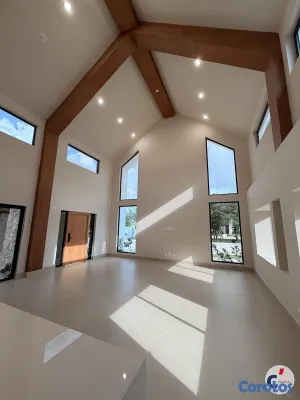 casas - En Alquiler Espaciosa Villa de 4 Habitaciones más  2