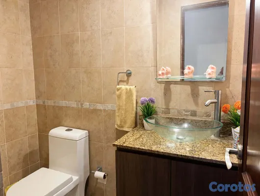 apartamentos - Vendo Bella Vista Sur excelente ubicación, amplio  10