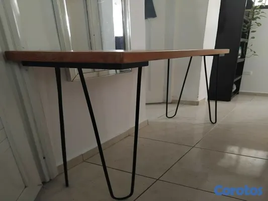 decoración y accesorios - Repisa de madera con patas de hierro.
 8
