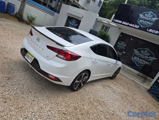 carros - HYUNDAI AVANTE 2019 BLANCO GASOLINA 6