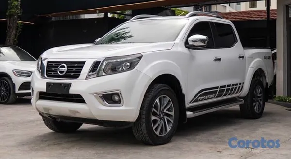 jeepetas y camionetas - NISSAN FRONTIER LE 2021 4X4 DIÉSEL AUTOMÁTICA – PO 2