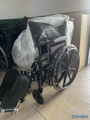 Salud y Equipamiento Médico - Silla de Ruedas para Adultos 5