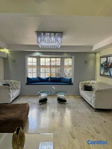 Casa de 3 habitaciones 4 baños en venta en Altos D