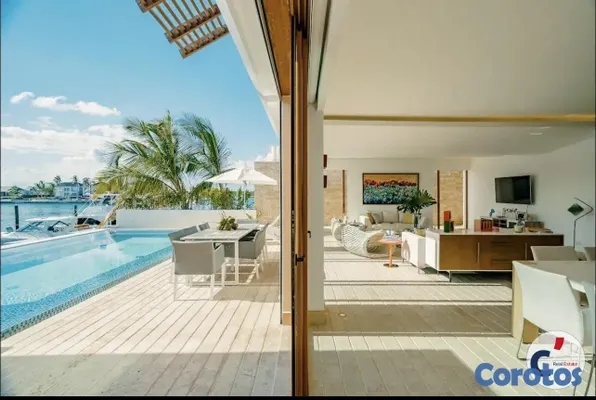 casas - Villa Frente al Mar en la Marina de Cap Cana – Vis 18