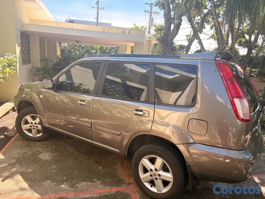 jeepetas y camionetas - Nissan X-Trail 2.5 2006 – Excelente condición / Motor a toda prueba
 4