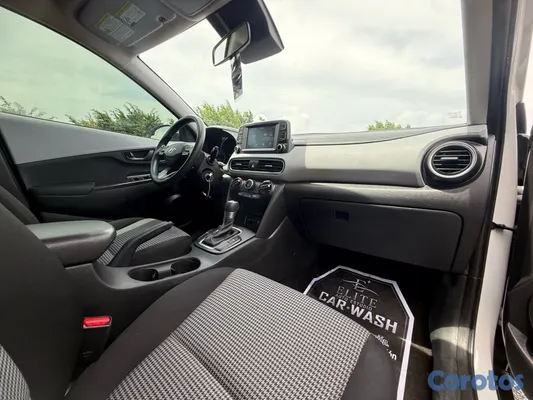 jeepetas y camionetas - Hyundai Kona 2021 clean carfax!!! 8
