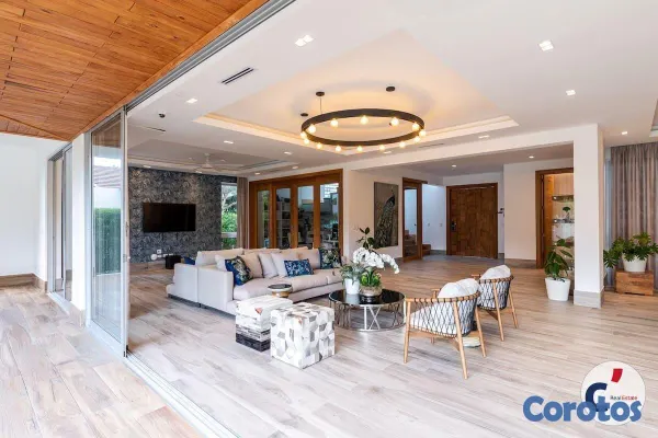 casas - VILLA AURA | 5BR Luxury Modern Villa with Active A 5