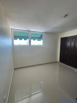 apartamentos - Apartamento renovado! Piso, cocina, ventanas y bañ 7