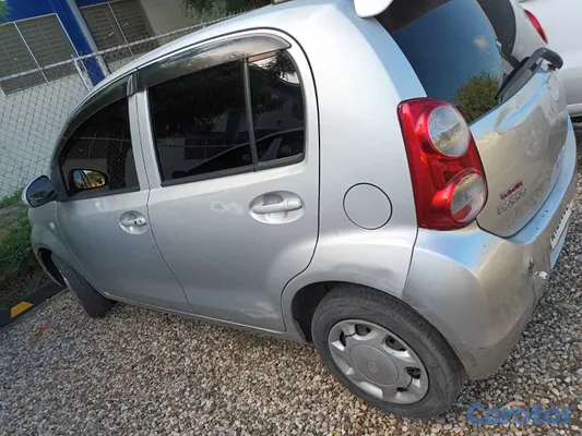 carros - Toyota passo 2013 4