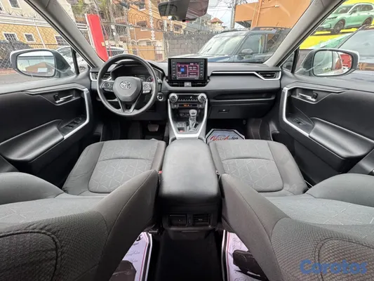 jeepetas y camionetas - Toyota RAV4 XLE 2022 8