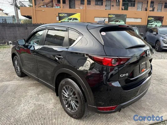 jeepetas y camionetas - Mazda CX-5 Touring 2020 4
