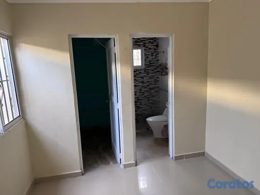 casas - 🏡 ¡Vive en Villas Claudia! Casa con Patio, Jardín y Preparada para 2do Nivel 6