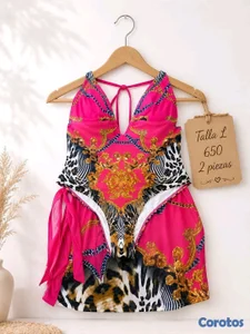 traje de baño 2 piezas 
talla L
rosado con animal prin 