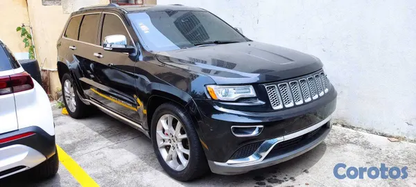 jeepetas y camionetas - Se Vende gran cherokee 2014 casi nuevo  3