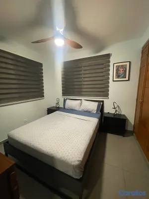 habitaciones y viviendas compartidas - HABITACIÓN AMUEBLADA CON PARQUEO 2