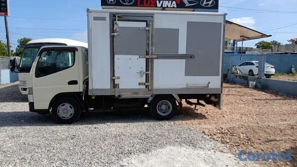 camiones y vehiculos pesados - VENDO MITSUBISHI CANTER 2015 INICIAL 300,000 FINAN 8