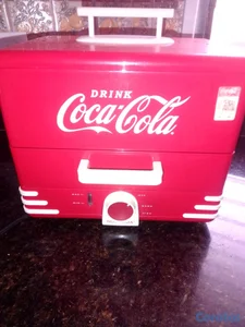 Hot Dogs-Nostalgia-Coca-cola