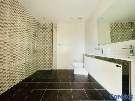apartamentos - Apartamento en venta (247mts) 3 habitaciones y 2 balcones  3