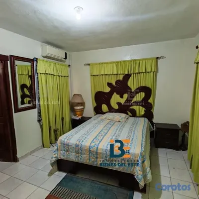 casas - Se vende amplia vivienda con cuatro dormitorios, m 5
