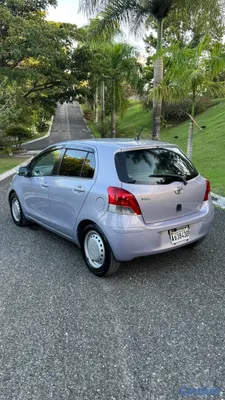 carros - Toyota Vitz 2009 cuatro cilindros  3