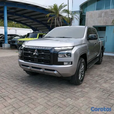 jeepetas y camionetas - mitsubishi l200 2025 5