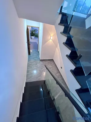casas - Casa  moderna y nueva en Arrollo Hondo III 6
