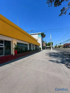 LOCAL COMERCIAL EN ARROYO HONDO 