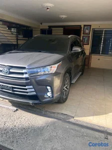 Toyota higlander xle 2019