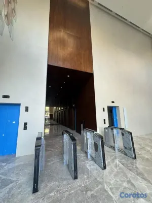 oficinas y locales comerciales - IMPONENTE LOCAL CORPORATIVO EN ALQUILER📍WORLD TRAD 7