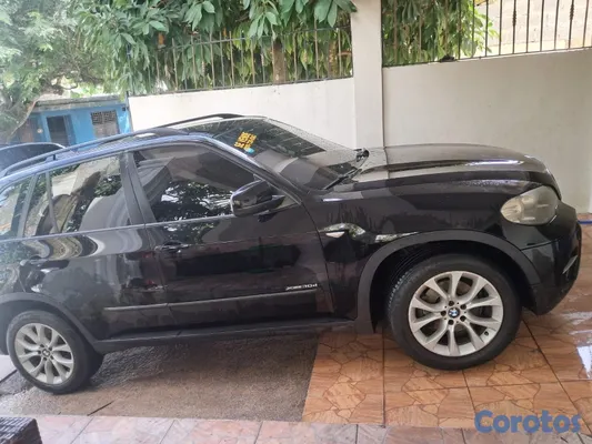 jeepetas y camionetas - 🚗 SE VENDE: BMW X5 Xdrive30d — Año 2011• Modelo: BMW X5 Xdrive30d 8