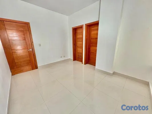 apartamentos - vendo segundo nivel la Julia dos habitaciones 2.5 baños dos parqueos dos balcone 11