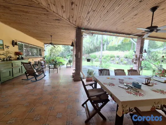 casas - Casa de 4 habitaciones 4 baños en venta en Cuesta  18