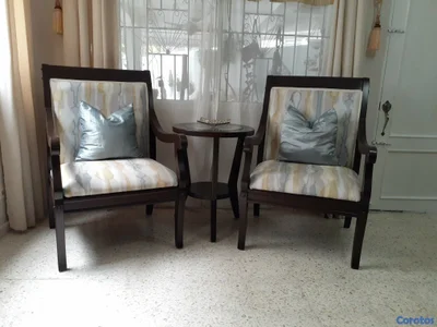 Butacas grandes en caoba elegantes