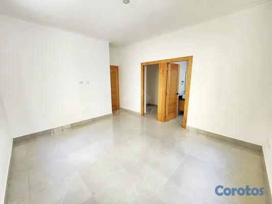 apartamentos - APARTAMENTO RENTA CON PATIO PROXIMO AL HOMS STGO. 7