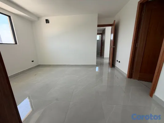 apartamentos - vendo avenida independencia piso 5 nuevo dos habitaciones dos baños parqueo balc 12