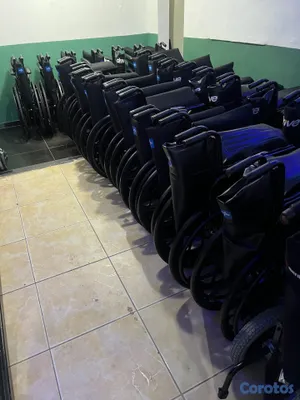 Salud y Equipamiento Médico - Sillas de rueda para adultos livianas y de facil t 2