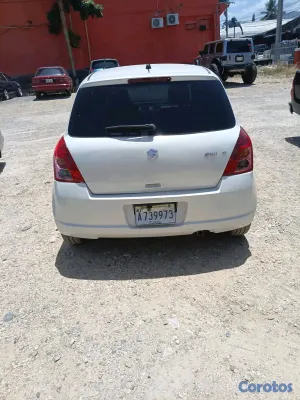 carros - Suzuki Swift 2011 Americano como nuevo único dueño  2