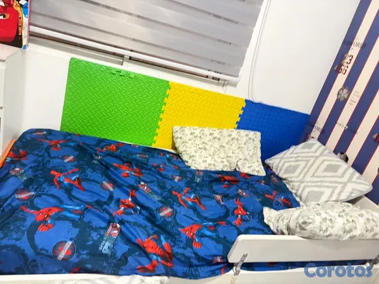 muebles y colchones - cama doble de IKEA con gavetas  3