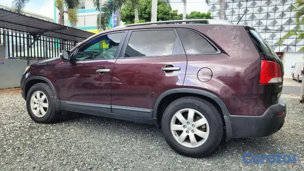 jeepetas y camionetas - 2013 KIA SORENTO (USADO) NEGOCIABLE 2
