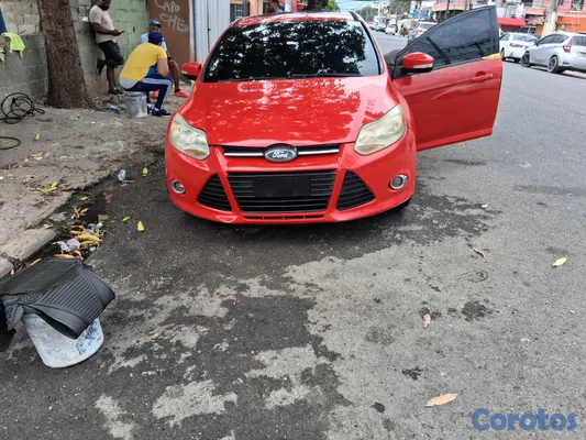 carros - Ford Focus 2014 242000 negociable.  6