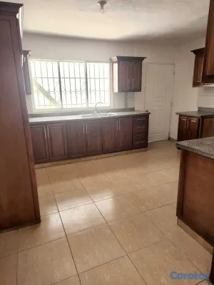 casas - SE VENDE AMPLICA CASA EN COLINAS DE LOS RIOS 8