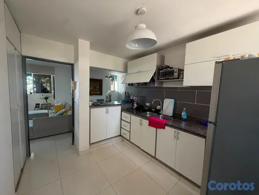 apartamentos - vendo la Julia tercer nivel dos habitaciones dos baños parqueo servicio  2