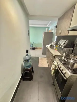 apartamentos - vendo ensanche naco segundo nivel con terraza una habitación 1.5 baño parqueo  8