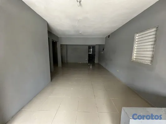 oficinas y locales comerciales - Rento Local de 90 Mts2 en Invivienda 6
