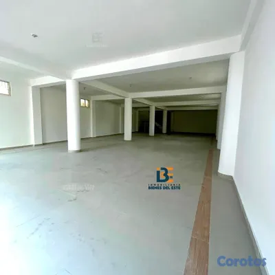 oficinas y locales comerciales - DE VENTA Amplio LOCAL COMERCIAL de Dos Niveles 📍EN 3