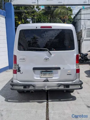 jeepetas y camionetas - TOYOTA LITE ACE 2013 7